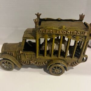 VINTAGE CAST IRON OVERLAND CIRCUS TRUCK WITH POLAR BEAR